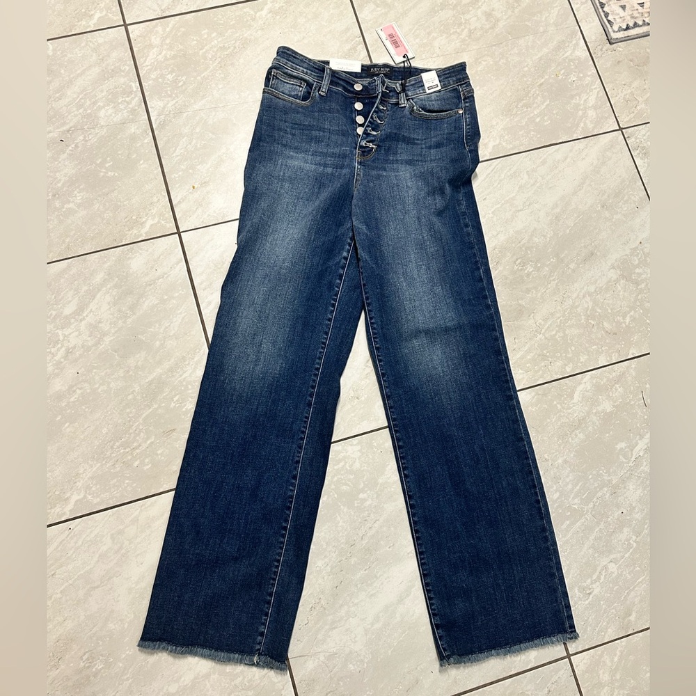 She’s so Fly - Judy Blue Dark Wash Flare Jeans NWT
